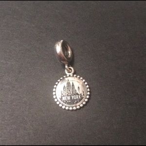 Pandora New York charm